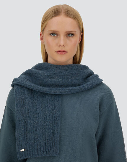 RESORT SCARF IN CABLE KNIT ALPACA WOOL Midnight Teal