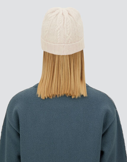 RESORT BEANIE IN CABLE KNIT ALPACA WOOL Cream 6 RESORT BEANIE IN CABLE KNIT ALPACA WOOL Cream