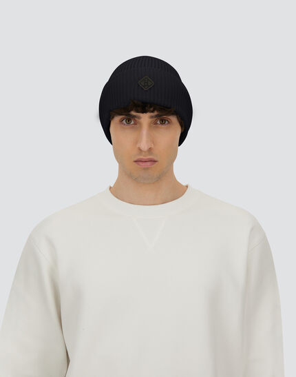 BEANIE IN RIBBED MERINO WOOL Black