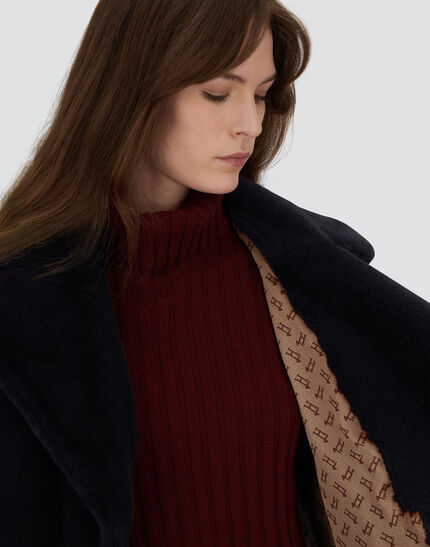COAT IN SOFT ALTERNATIVE FUR Black