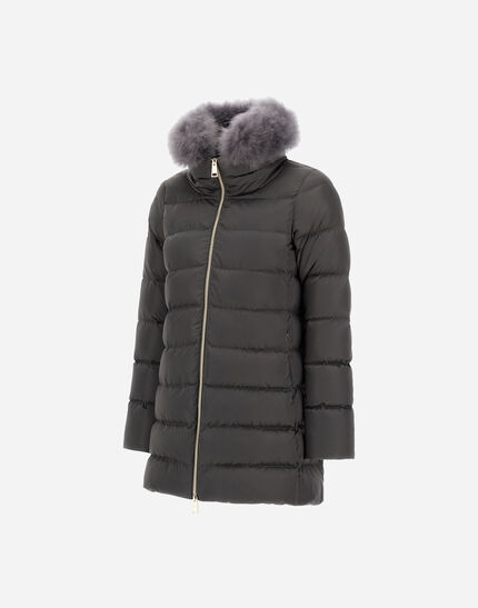 A-SHAPE JACKET IN SATIN Black