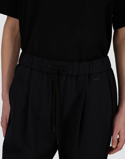 LIGHT COMFORT STRETCH WOVEN TROUSERS Black