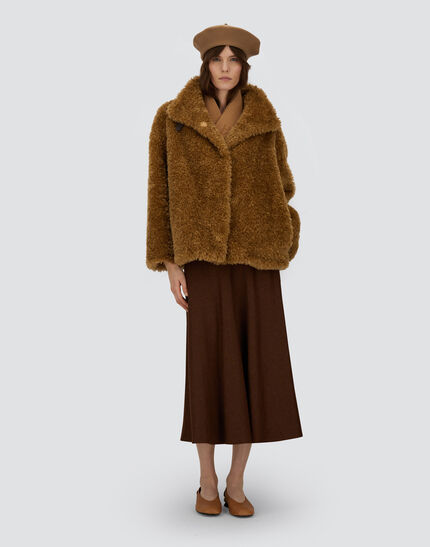 CAPE IN CURLY ALTERNATIVE FUR Sand