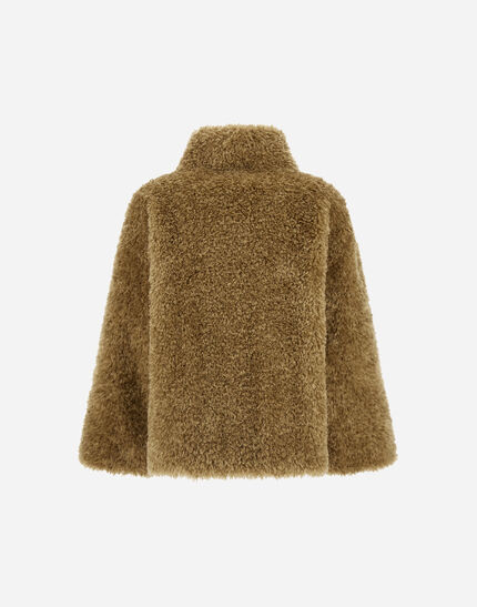 CAPE IN CURLY ALTERNATIVE FUR Sand 7 CAPE IN CURLY ALTERNATIVE FUR Sand