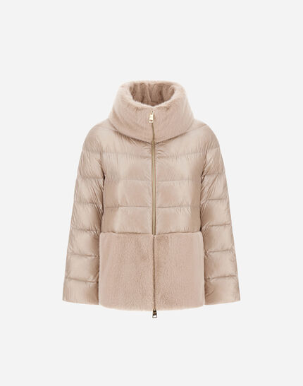 CAPE IN NYLON ULTRALIGHT AND LADY ALTERNATIVE FUR Chantilly