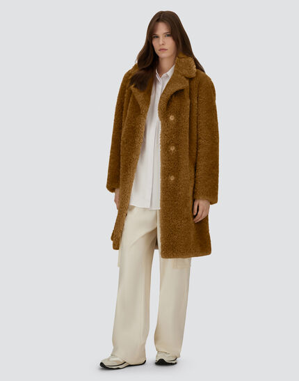 COAT IN CURLY ALTERNATIVE FUR Sand