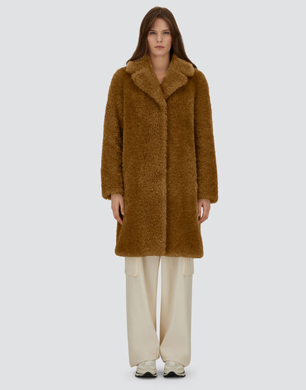 COAT IN CURLY ALTERNATIVE FUR Sand