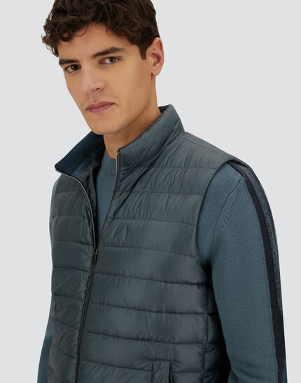 RESORT VEST IN NYLON ULTRALIGHT Midnight Teal