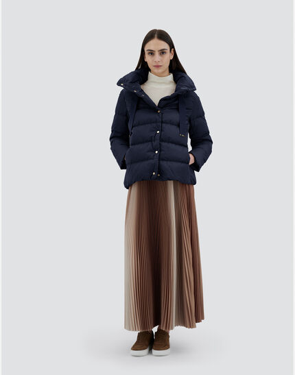 CAPE IN SATIN New Blue