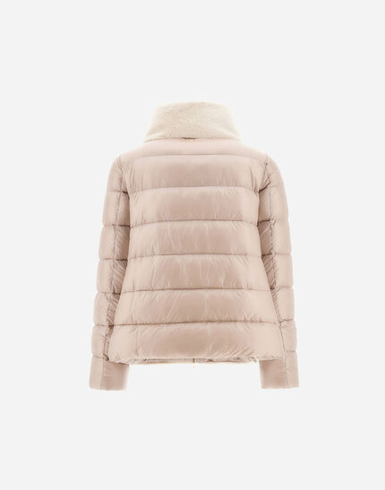CAPE IN NYLON ULTRALIGHT AND LADY ALTERNATIVE FUR Chantilly