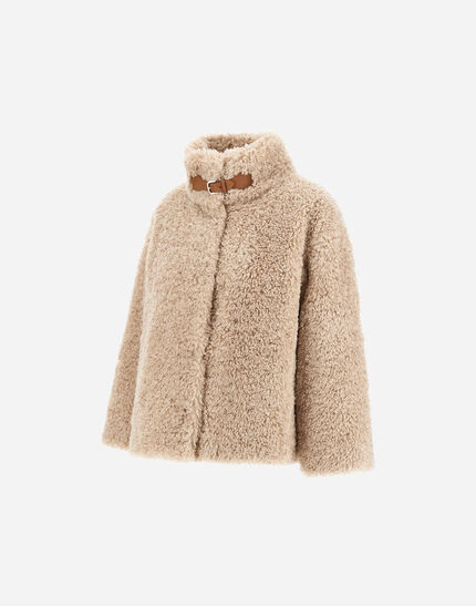 CAPE IN CURLY ALTERNATIVE FUR Chantilly