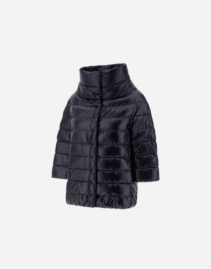 AMINTA Black 4 AMINTA Black