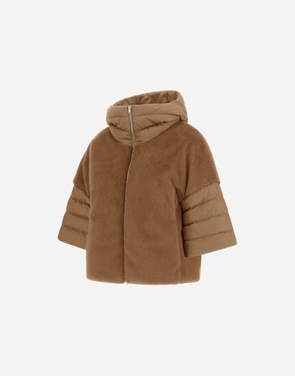 CAPE IN SATIN AND LADY ALTERNATIVE FUR Camel