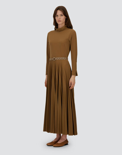 DRESS IN PLEATED JERSEY AND MONOGRAM Camel