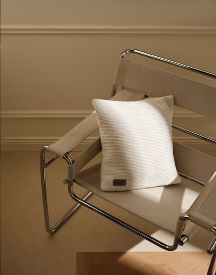 HERNO HABITA BOUCLÉ CUSHION Natural
