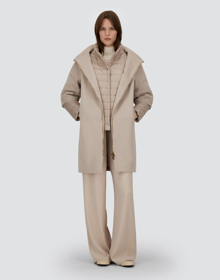 COAT IN LUXURY WOOL AND NYLON ULTRALIGHT Light Beige 2 COAT IN LUXURY WOOL AND NYLON ULTRALIGHT Light Beige