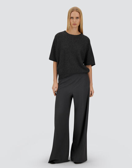 RESORT T-SHIRT IN LIGHT CASHMERE KNIT Dark Grey