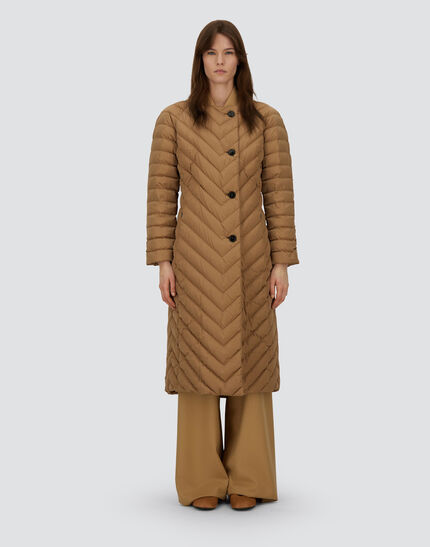 COAT IN SATIN Camel
