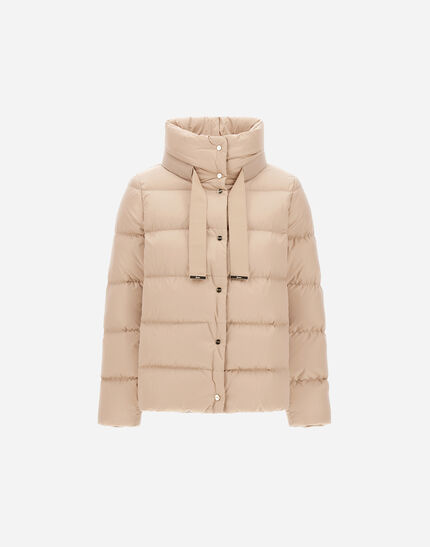CAPPA IN SATIN Chantilly 1 CAPPA IN SATIN Chantilly